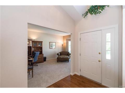 612 Loughmor Pass, Weldon Spring, MO 63304 photo 3
