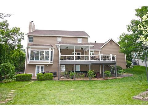 622 Arbor Haven Dr, Ballwin, MO 63021 photo 3