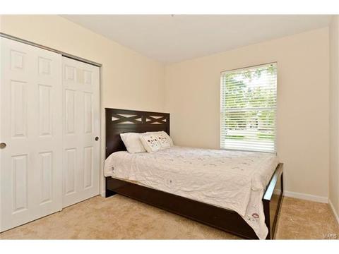 11 S Kern Dr, O'fallon, MO 63366 photo 14