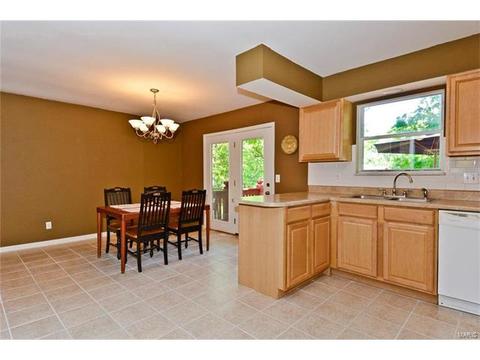 11 S Kern Dr, O'fallon, MO 63366 photo 10