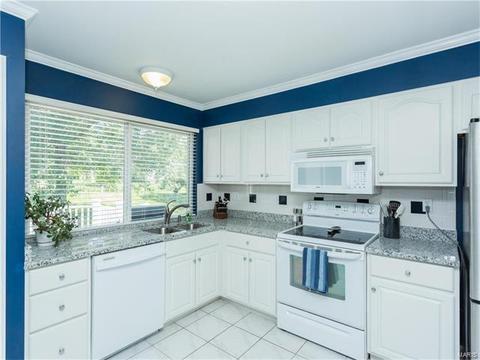 347 Parma Dr, Ballwin, MO 63021 photo 10