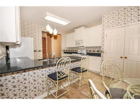 605 Raintree Crossing Dr, O'fallon, MO 63366 photo 11