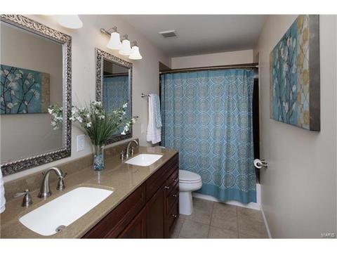 914 Kingsridge Ct, Wildwood, MO 63021 photo 17