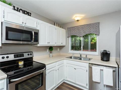 315 Windyoak Dr, Ballwin, MO 63021 photo 6