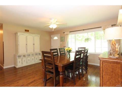 240 Dennison Dr, Ballwin, MO 63021 photo 3