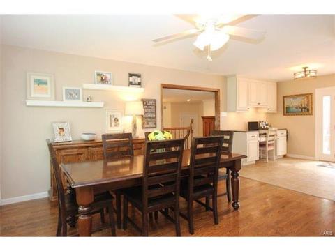 240 Dennison Dr, Ballwin, MO 63021 photo 5