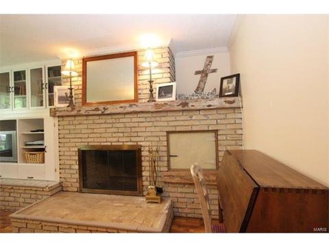 240 Dennison Dr, Ballwin, MO 63021 photo 9