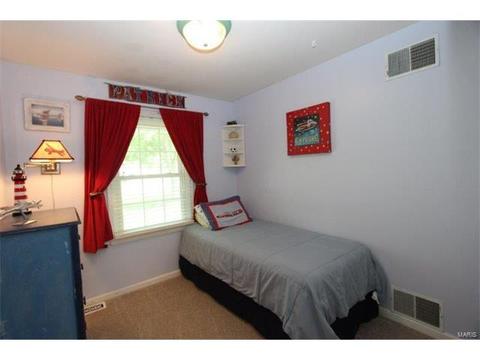 240 Dennison Dr, Ballwin, MO 63021 photo 23