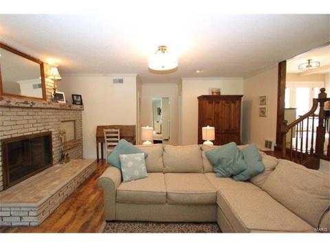240 Dennison Dr, Ballwin, MO 63021 photo 7