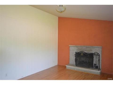 145 Romine Cir, Ballwin, MO 63011 photo 9