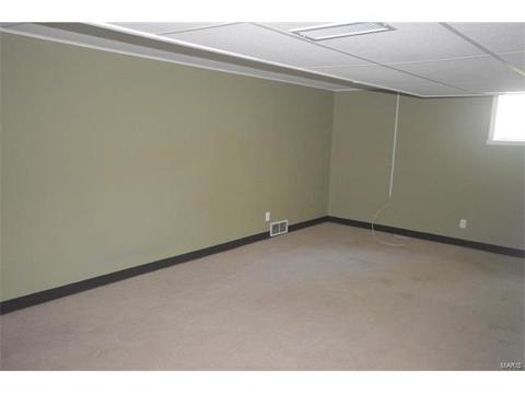 145 Romine Cir, Ballwin, MO 63011 photo 20