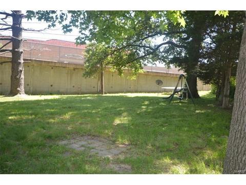 145 Romine Cir, Ballwin, MO 63011 photo 24