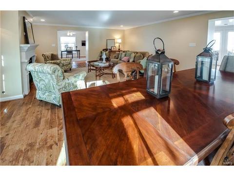 115 Pointer Ln, Saint Louis, MO 63124 photo 16