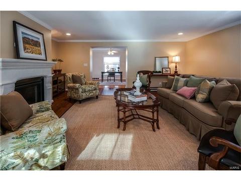 115 Pointer Ln, Saint Louis, MO 63124 photo 15