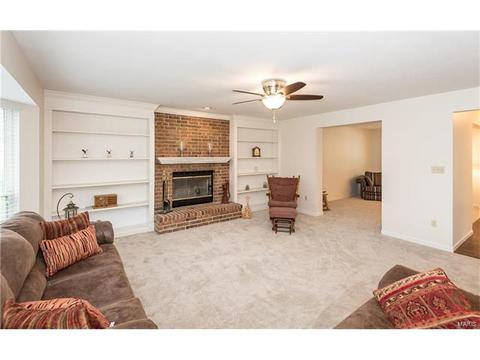 621 Raintree Xing, O'fallon, MO 63366 photo 7