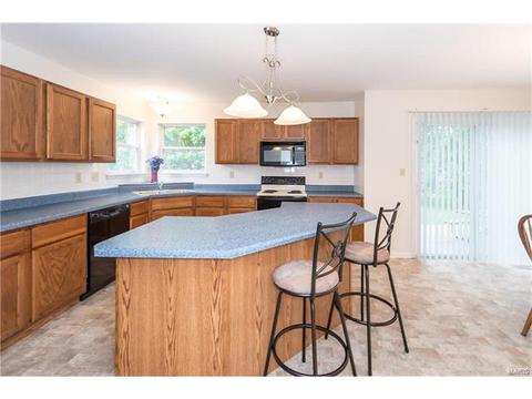621 Raintree Xing, O'fallon, MO 63366 photo 11