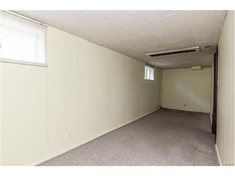 313 Saint Lawrence Dr, Ballwin, MO 63021 photo 18