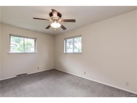313 Saint Lawrence Dr, Ballwin, MO 63021 photo 13