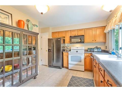 778 Westglen Village Dr, Ballwin, MO 63021 photo 6