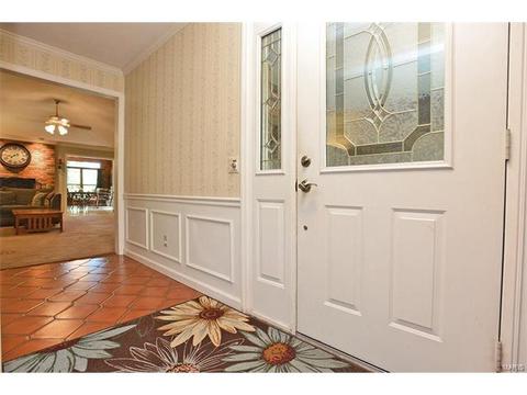 921 Sherwick Ter, Ballwin, MO 63021 photo 3