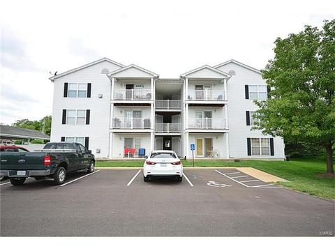101 Towne Square Ct #b, Eureka, MO 63025 photo 1