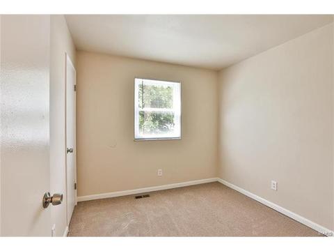 16 Wilbert Dr, Saint Charles, MO 63304 photo 11