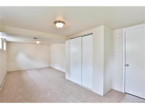 16 Wilbert Dr, Saint Charles, MO 63304 photo 15