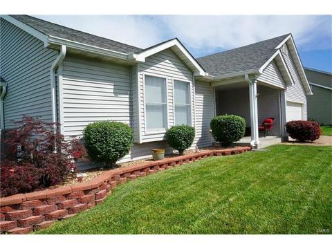305 Estate Dr, O'fallon, MO 63366 photo 2