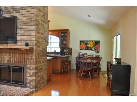 624 Valley Pt, Ballwin, MO 63021 photo 30