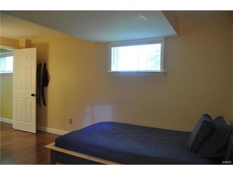 624 Valley Pt, Ballwin, MO 63021 photo 19