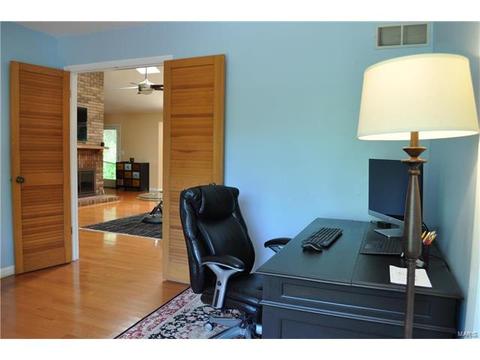 624 Valley Pt, Ballwin, MO 63021 photo 22