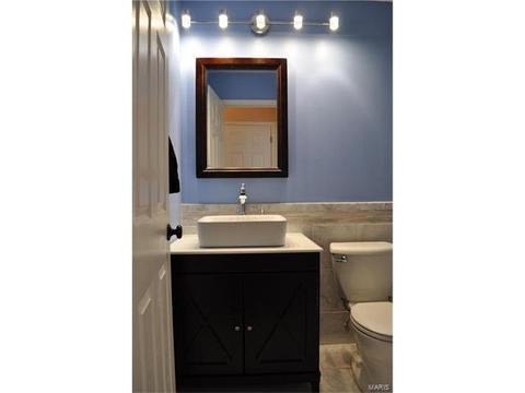 624 Valley Pt, Ballwin, MO 63021 photo 39