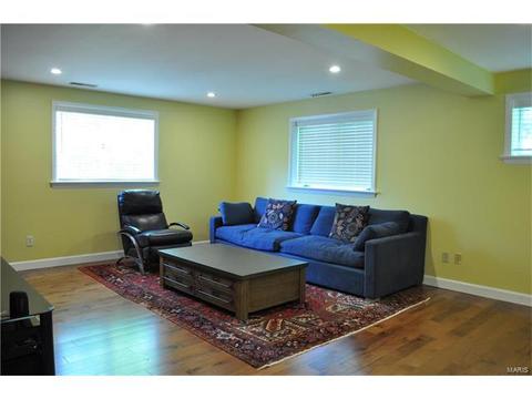 624 Valley Pt, Ballwin, MO 63021 photo 20