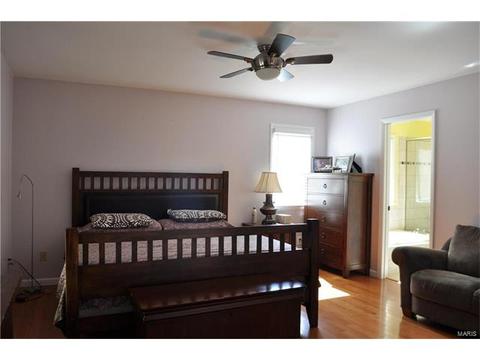 624 Valley Pt, Ballwin, MO 63021 photo 14