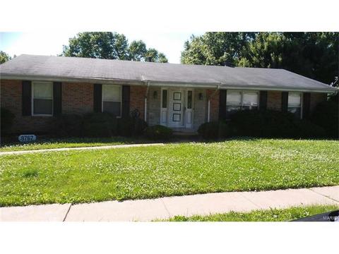 9767 Birch Mnr, Saint Louis, MO 63137 photo 1