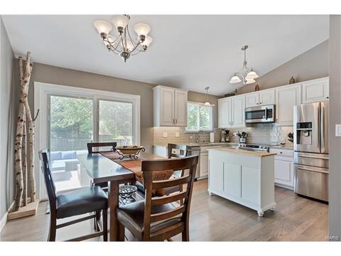 16239 Castlerea Blvd, Ellisville, MO 63021 photo 7