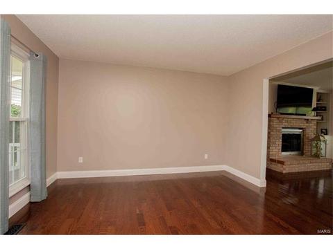2303 Hidden Deer Dr, O'fallon, MO 63368 photo 13