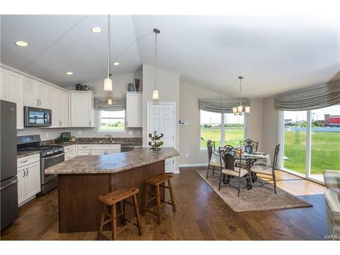 5115 Eagle Wing Ct, Eureka, MO 63025 photo 4