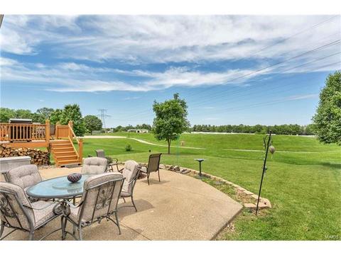 824 Homerun Dr, O'fallon, MO 63366 photo 5