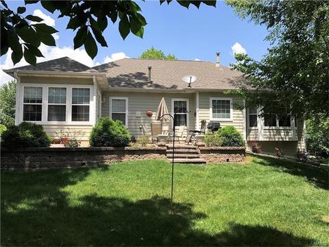 248 Cedar Forest Ct, Weldon Spring, MO 63304 photo 3