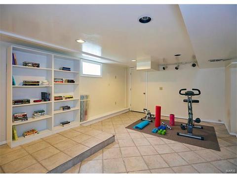 105 E Rose Ave, Saint Louis, MO 63119 photo 18