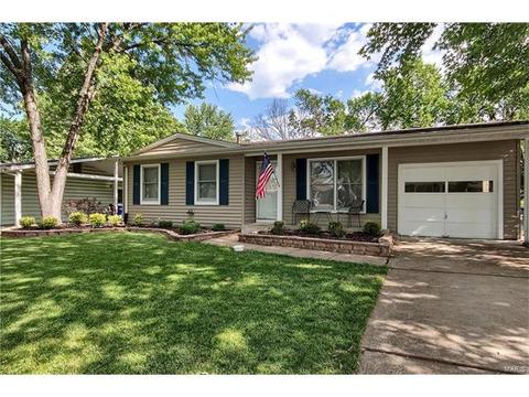 1069 Deleon, Fenton, MO 63026 photo 1