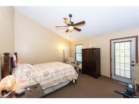 2470 Maple Crossing Dr, Ballwin, MO 63011 photo 17