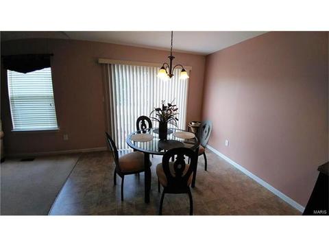 96 Tisbury Ct, O'fallon, MO 63366 photo 10