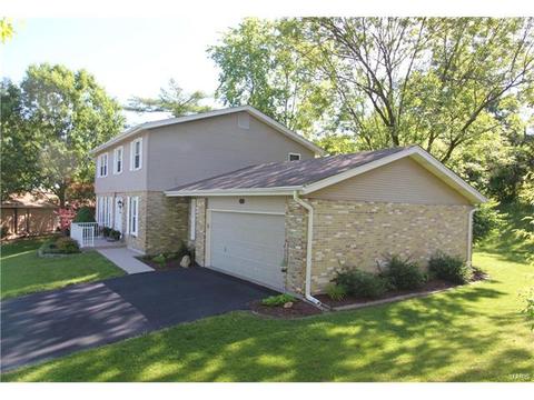554 Spragues Mill Ct, Ballwin, MO 63011 photo 25