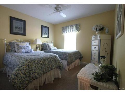 554 Spragues Mill Ct, Ballwin, MO 63011 photo 16
