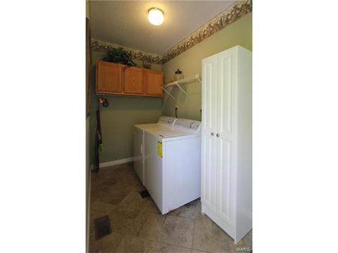 554 Spragues Mill Ct, Ballwin, MO 63011 photo 8