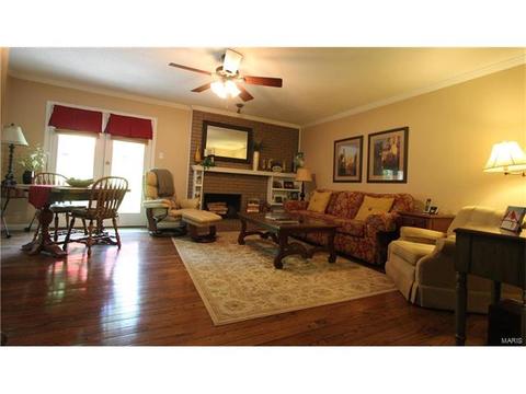 554 Spragues Mill Ct, Ballwin, MO 63011 photo 9