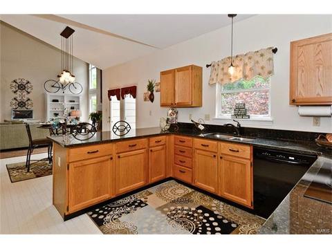 715 Arbor Haven Dr, Ballwin, MO 63021 photo 12