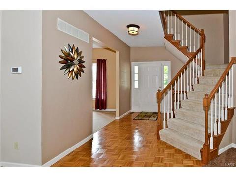 715 Arbor Haven Dr, Ballwin, MO 63021 photo 3